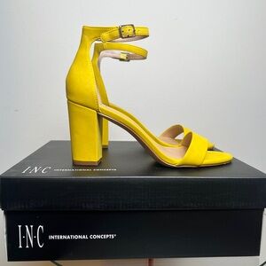 INC International Concepts Women’s Padded Ankle Strap Heels Size 7.5 Yellow